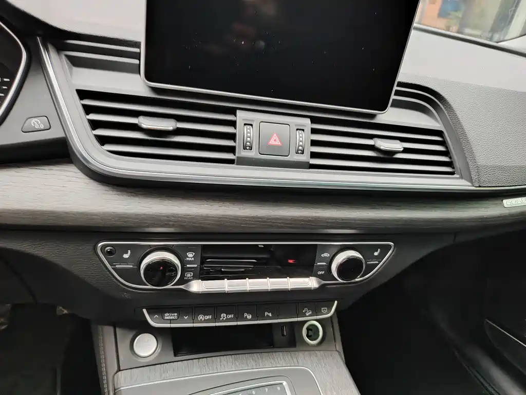 Audi Audi Q5L 2020 45 TFSI Premium Elegance 2020 - thumbnail 8