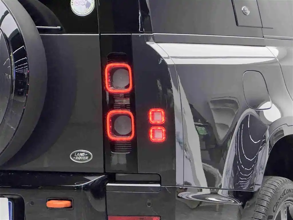 Land Rover Land Rover Defender 130 3.0T P400 X 2023 - thumbnail 18