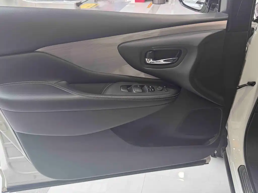 Nissan Nissan Murano 2021 2.5L XE FWD Elite Edition 2023 - thumbnail 5