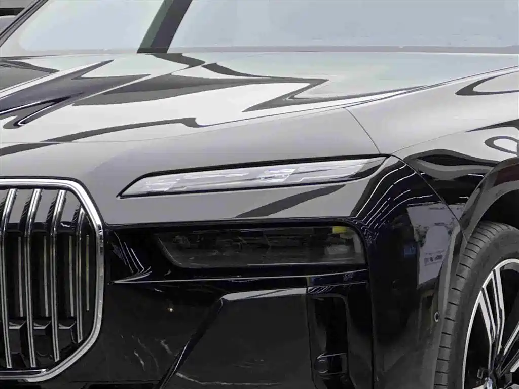 BMW BMW 7 Series 2023 Facelift 740Li Exclusive Edition M Sport Package 2023 - thumbnail 3