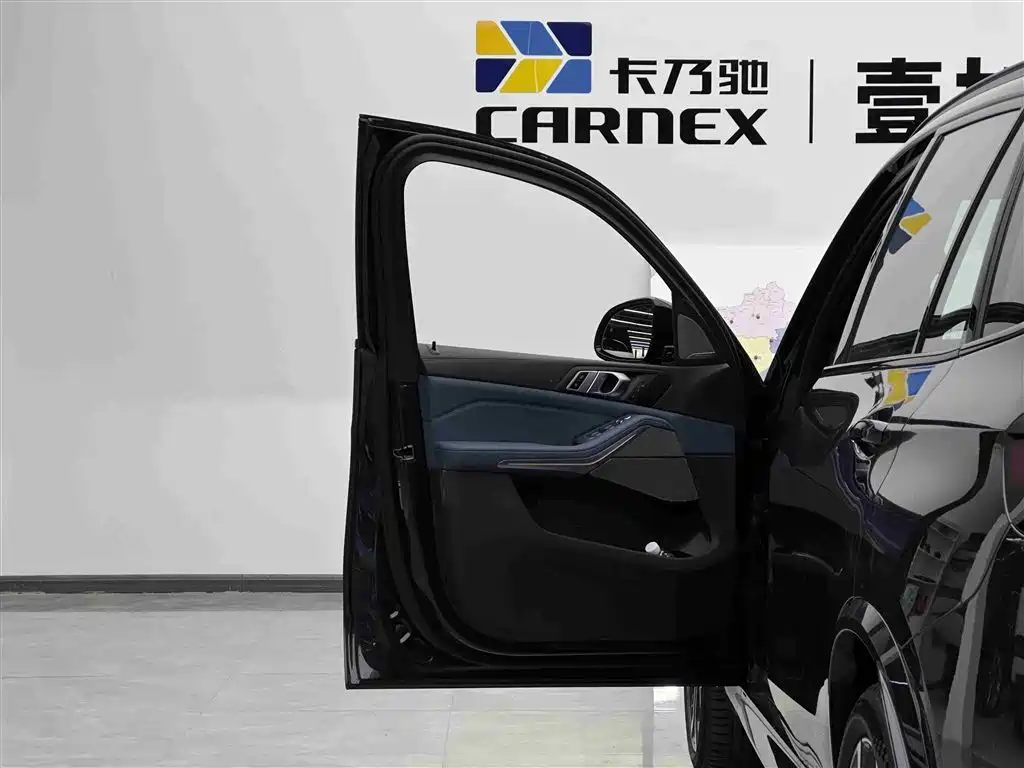 BMW BMW X5 2026 xDrive40Li M Sport Night Edition 2026 - thumbnail 5