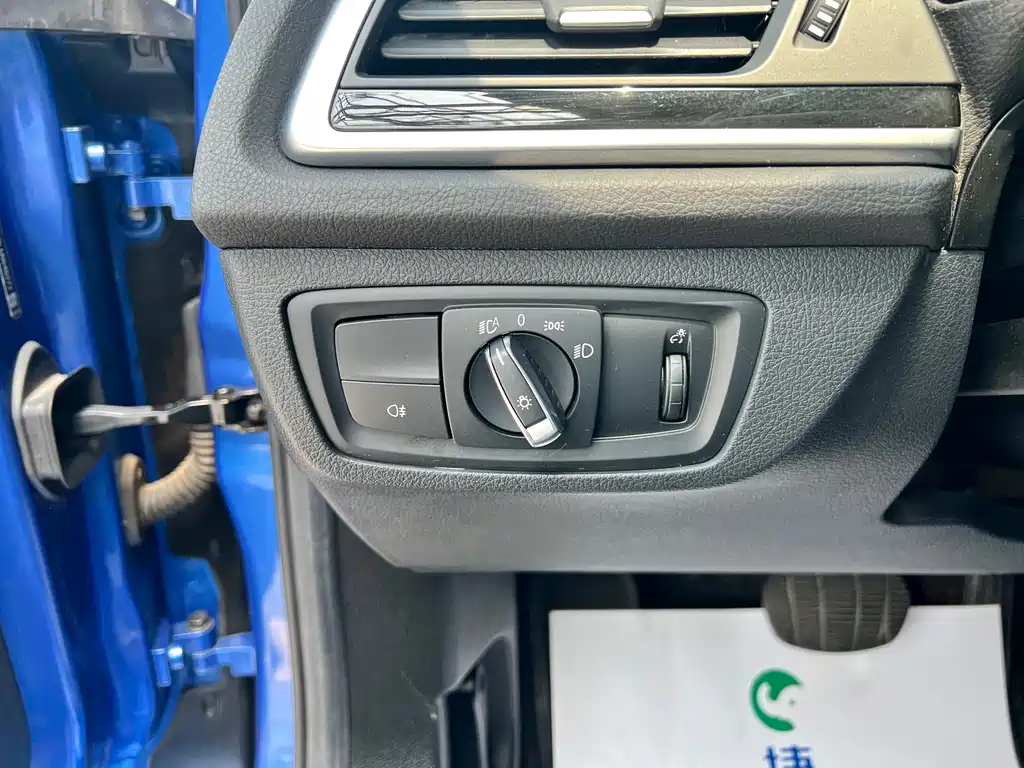BMW BMW 1 Series 2020 120i M Sport Package 2020 - thumbnail 19