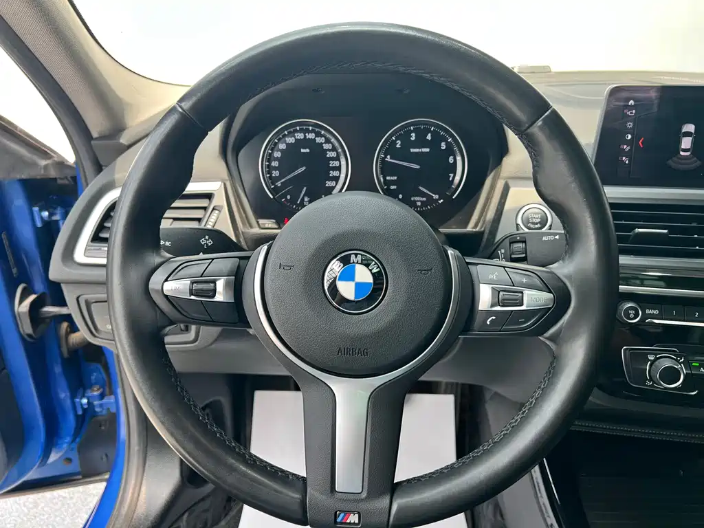 BMW BMW 1 Series 2020 120i M Sport Package 2020 - thumbnail 21