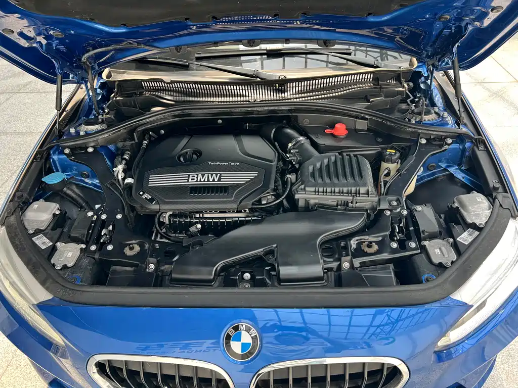 BMW BMW 1 Series 2020 120i M Sport Package 2020 - thumbnail 24