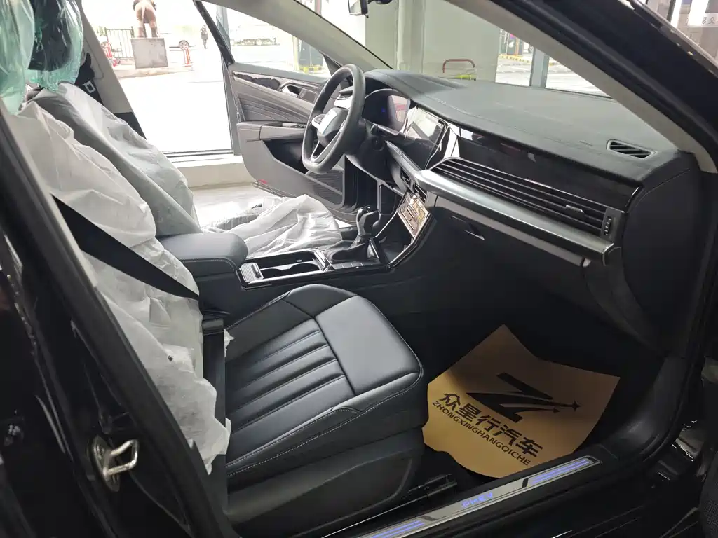 Volkswagen Volkswagen Passat PHEV 2025 430PHEV Hybrid Business Edition 2025 - thumbnail 8
