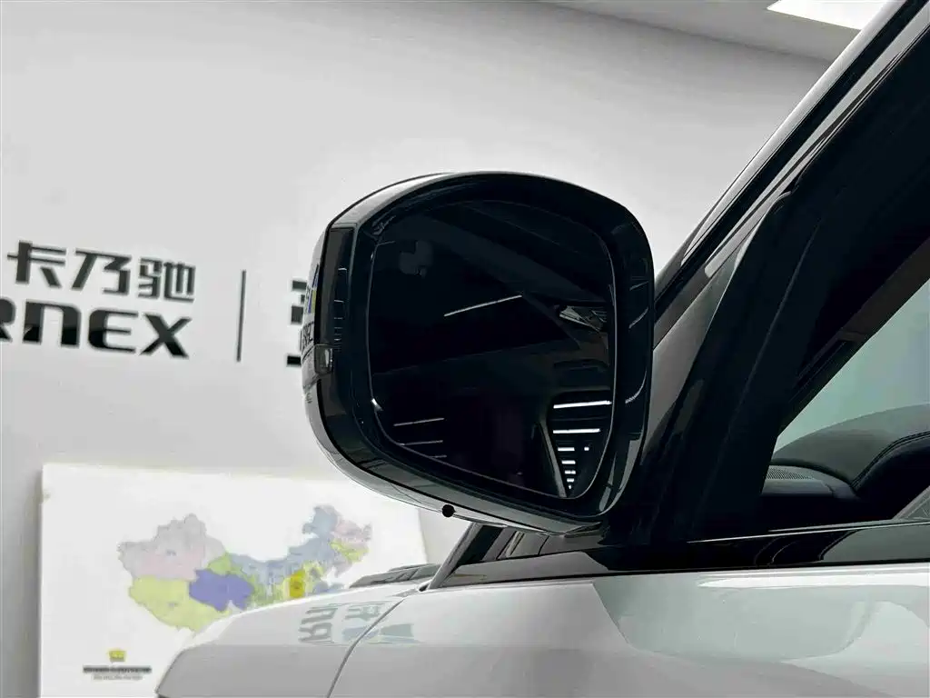 Land Rover Range Rover Sport 2022 3.0 L6 Dynamic Black Edition 2023 - thumbnail 17