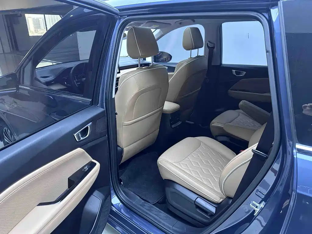 Wuling Motors Wuling Jiachen 2022 1.5T CVT Premium Flagship 2022 - thumbnail 10