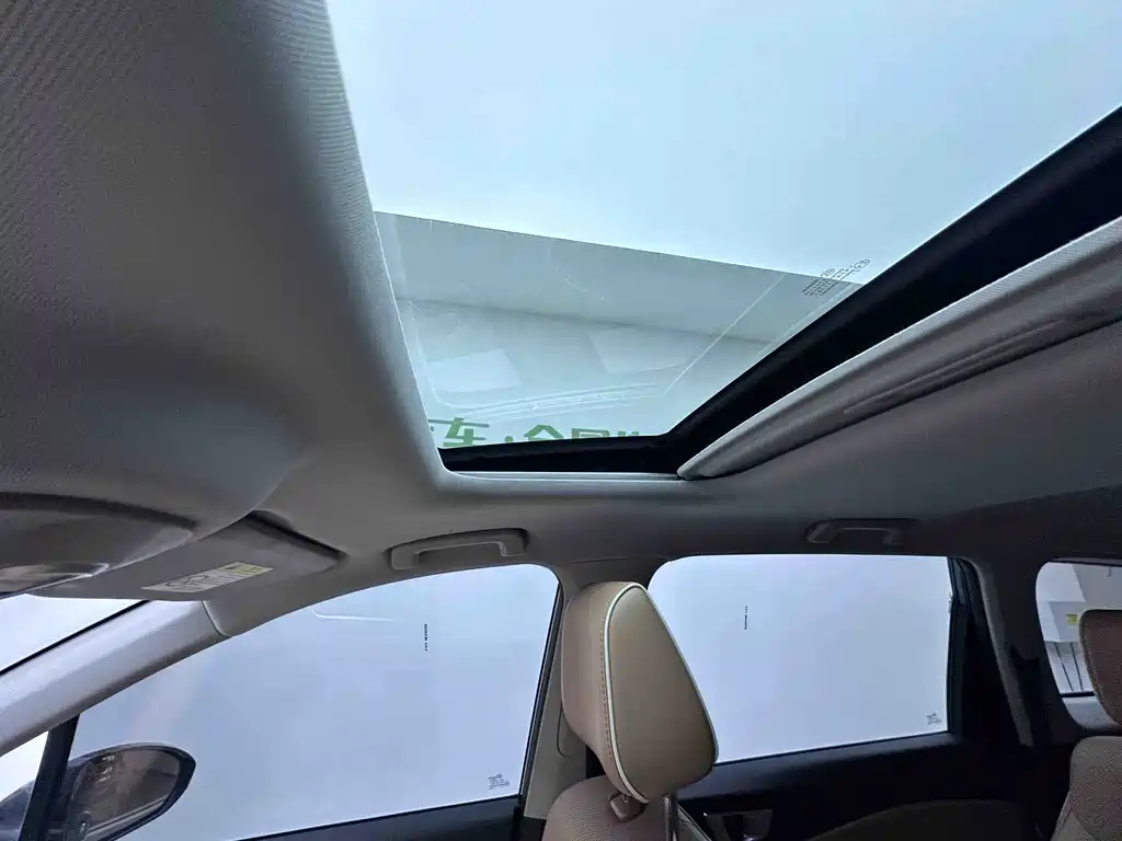 Wuling Motors Wuling Jiachen 2022 1.5T CVT Premium Flagship 2022 - thumbnail 15