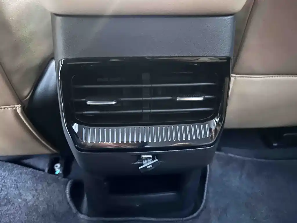 Wuling Motors Wuling Jiachen 2022 1.5T CVT Premium Flagship 2022 - thumbnail 16