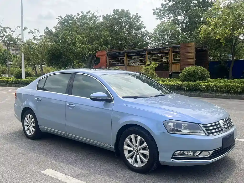 Volkswagen Volkswagen Magotan 2013 1.8TSI Luxury Edition 2013 - thumbnail 3