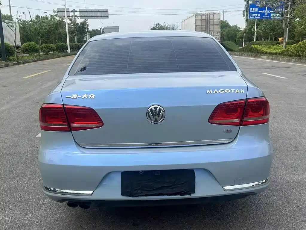 Volkswagen Volkswagen Magotan 2013 1.8TSI Luxury Edition 2013 - thumbnail 5