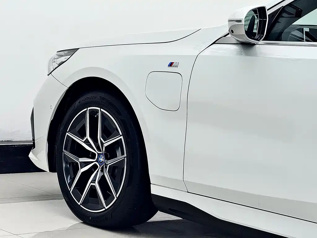 BMW BMW i5 2025 eDrive40L M Sport Package 2025 - thumbnail 5