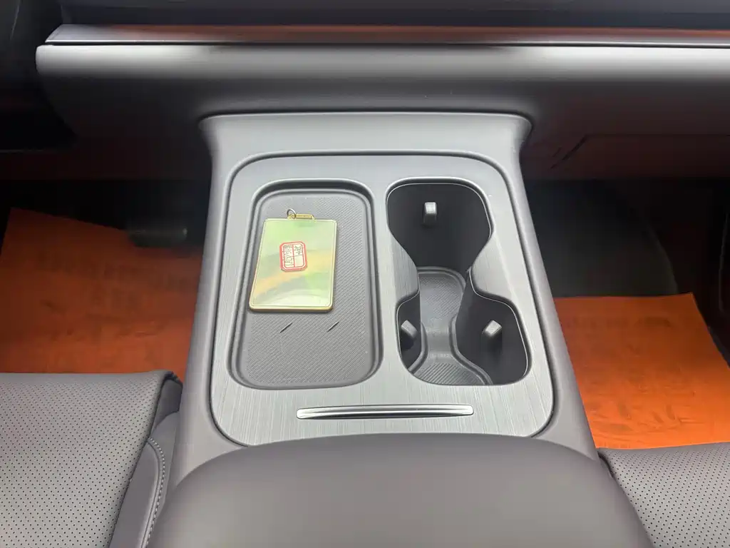 Leapmotor Leapmotor C16 2024 REEV 200 Premium Edition 2024 - thumbnail 9