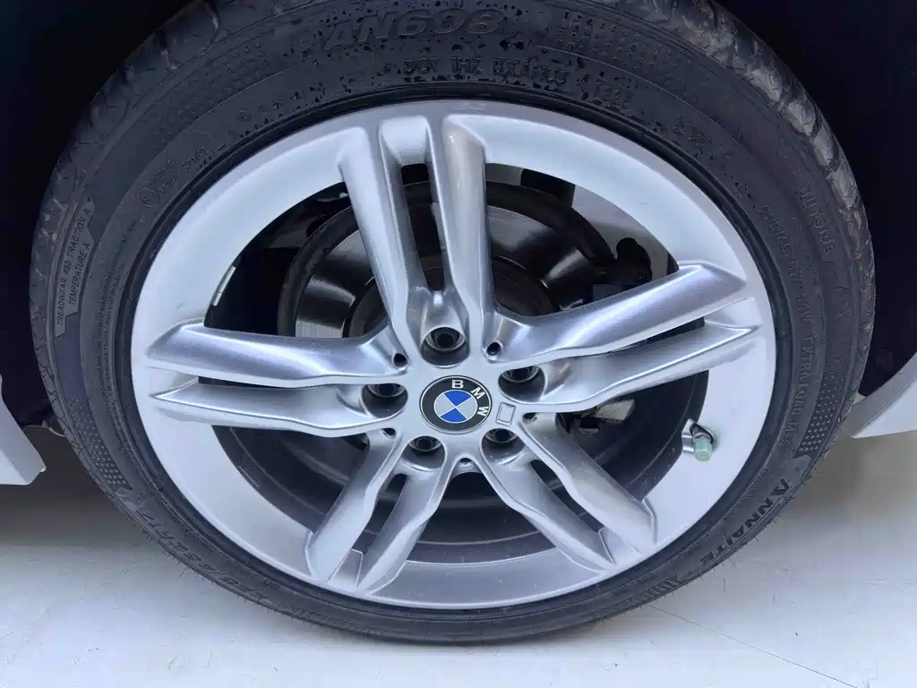 BMW BMW 1 Series 2023 120i M Sport Night Edition 2023 - thumbnail 5