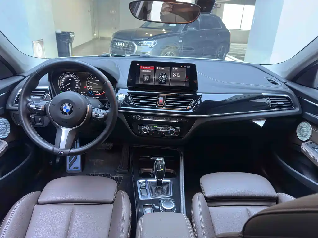 BMW BMW 1 Series 2023 120i M Sport Night Edition 2023 - thumbnail 20