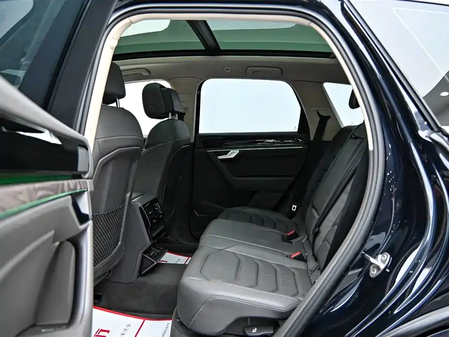 Volkswagen Volkswagen Touareg 2021 3.0TSI Sharp Edition Classic Sports Package 2021 - thumbnail 11