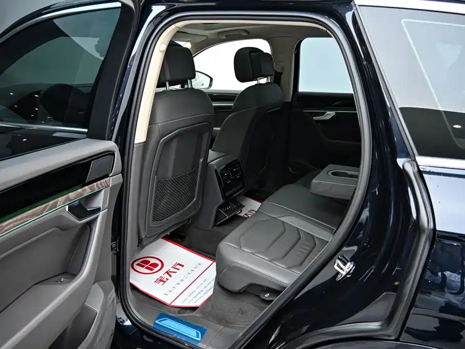 Volkswagen Volkswagen Touareg 2021 3.0TSI Sharp Edition Classic Sports Package 2021 - thumbnail 12