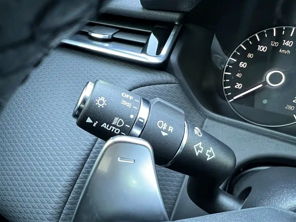 Land Rover 2020 Range Rover Velar P250 R-Dynamic S 2021 - thumbnail 10