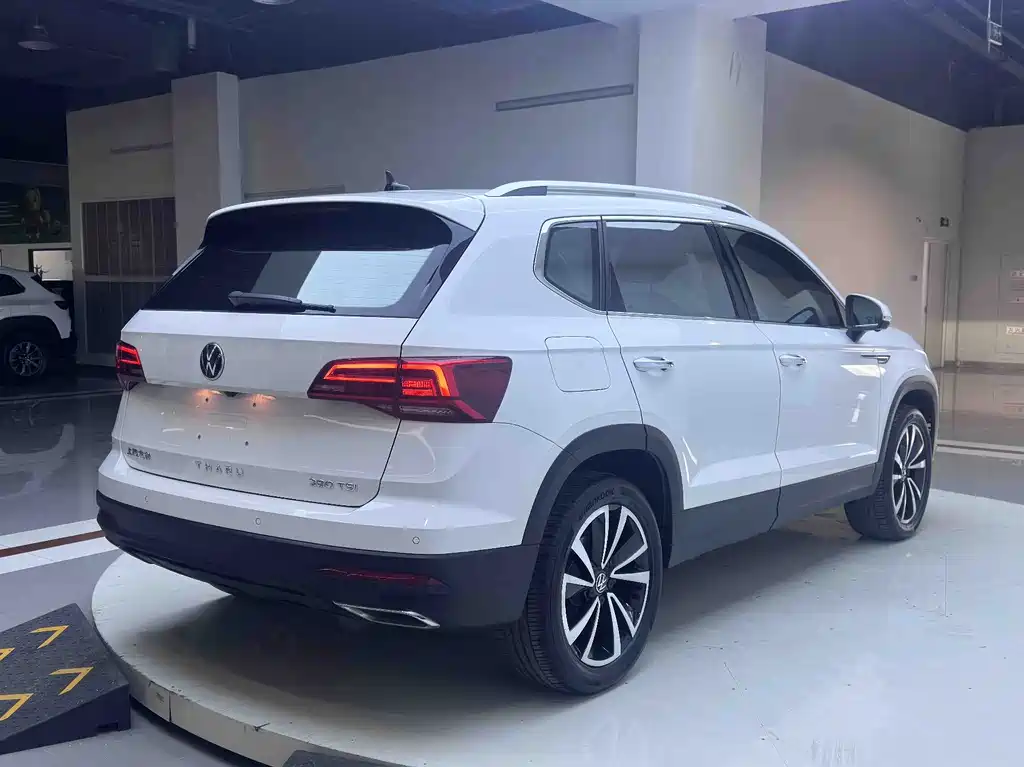Volkswagen Volkswagen Tharu 2021 280TSI FWD Luxury Edition PLUS 2021 - thumbnail 3