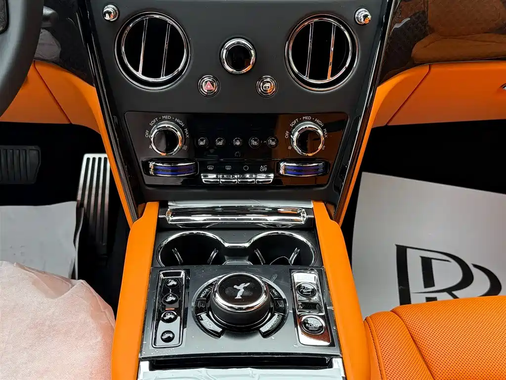 Rolls-Royce Cullinan 2024 Black Badge 2026 - thumbnail 15