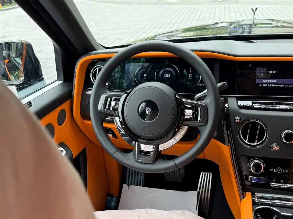 Rolls-Royce Cullinan 2024 Black Badge 2026 - thumbnail 17