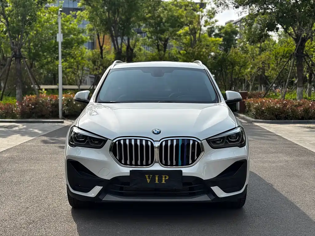 BMW BMW X1 2022 sDrive25Li Leading Edition 2022 - thumbnail 2