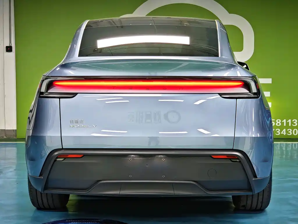 Tesla Model Y 2025 Rear-Wheel Drive 2025 - thumbnail 12