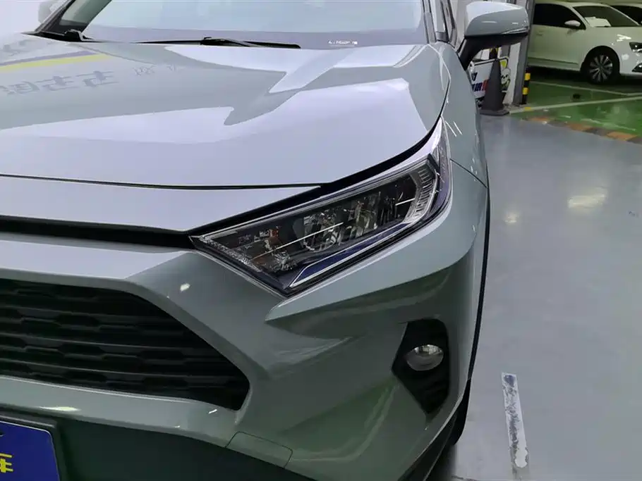 Toyota Toyota RAV4 2020 - thumbnail 5