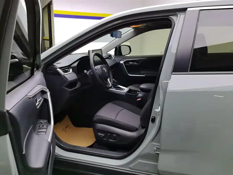 Toyota Toyota RAV4 2020 - thumbnail 9