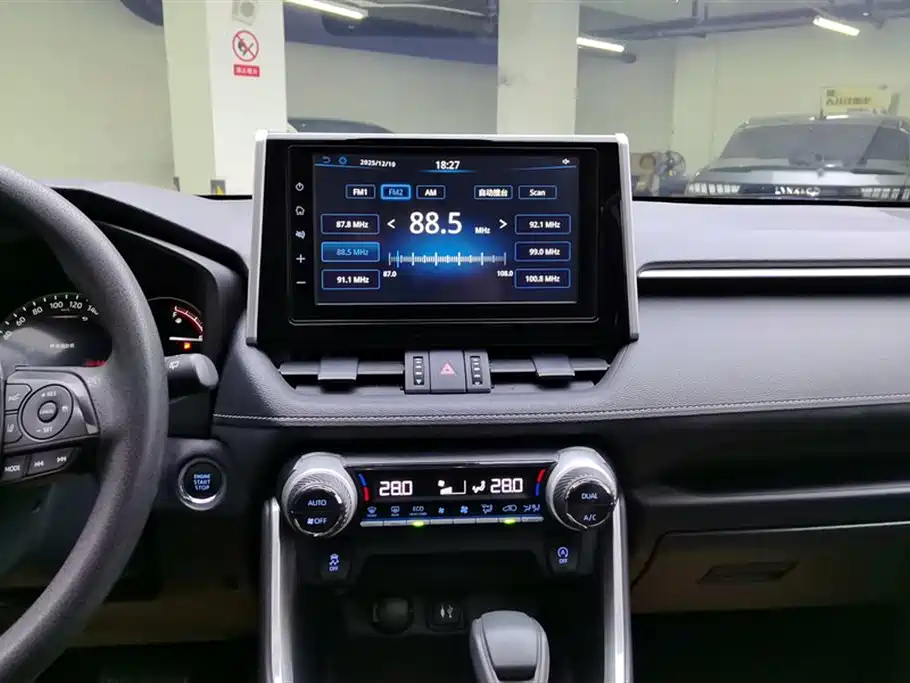 Toyota Toyota RAV4 2020 - thumbnail 13