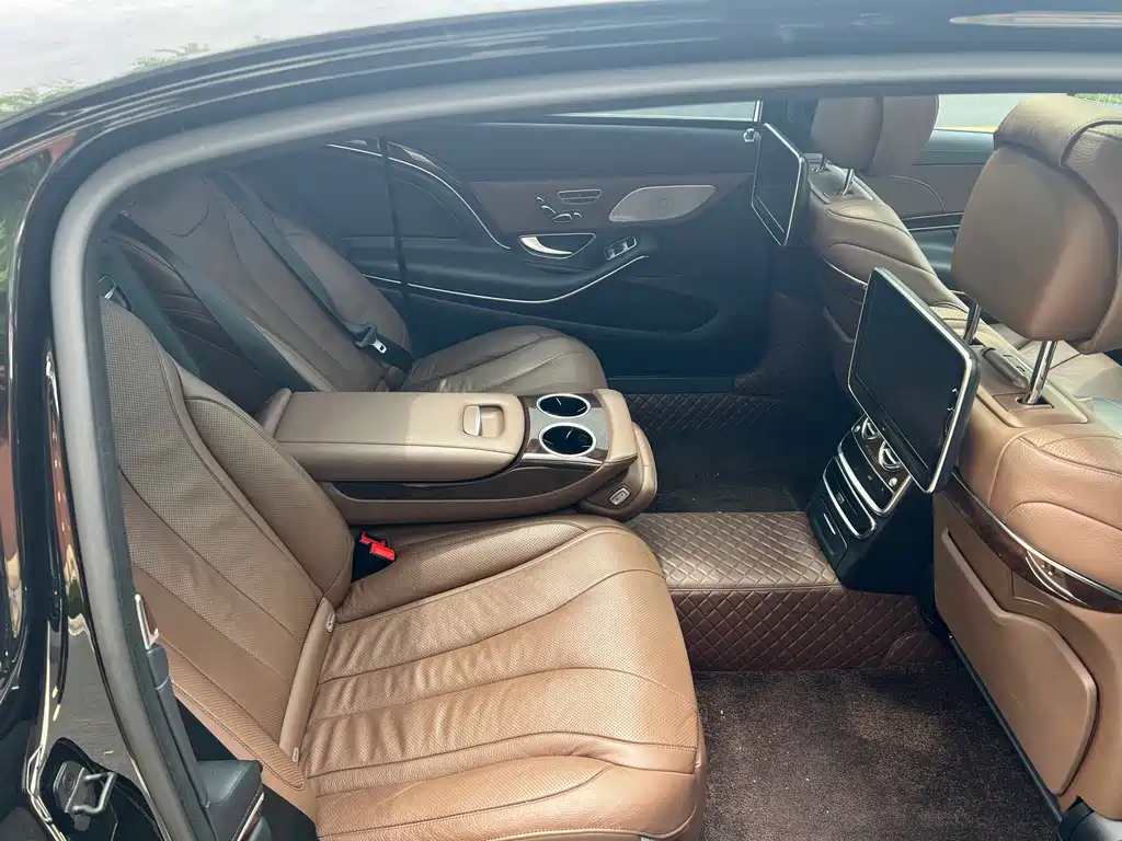 Mercedes-Benz Mercedes-Maybach S 400 4MATIC 2015 - thumbnail 18