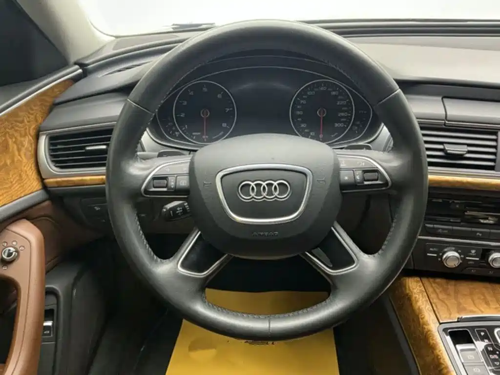 Audi Audi A6L 2018 30th Anniversary Edition TFSI Entry 2019 - thumbnail 9