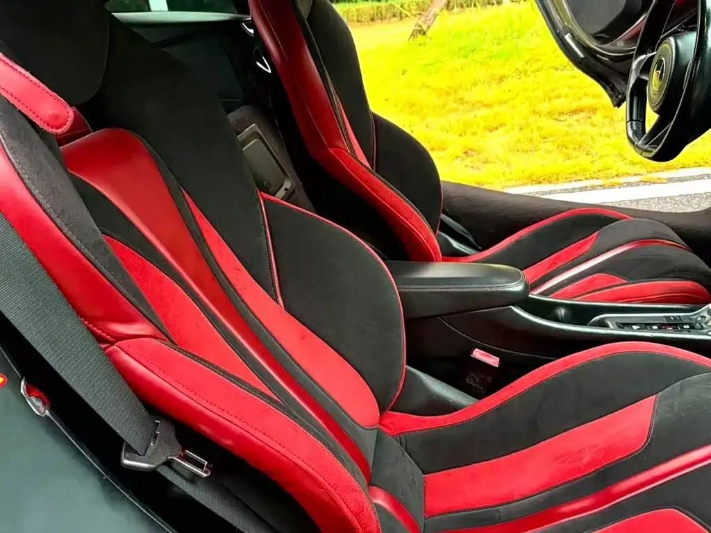 McLaren McLaren 570S 2015 3.8T Coupe 2017 - thumbnail 4