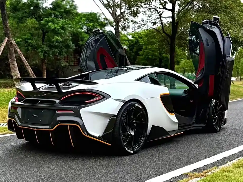 McLaren McLaren 570S 2015 3.8T Coupe 2017 - thumbnail 5