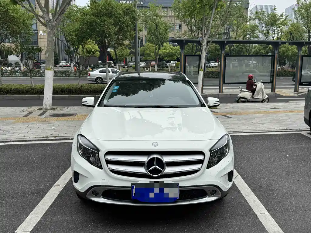 Mercedes-Benz Mercedes-Benz GLA 2017 GLA 200 Dynamic 2017 - thumbnail 2