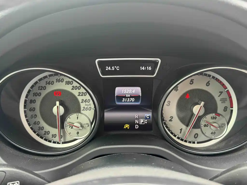 Mercedes-Benz Mercedes-Benz GLA 2017 GLA 200 Dynamic 2017 - thumbnail 6