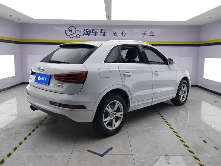 Audi Audi Q3 2018 30 TFSI Fashion Edition 2019 - thumbnail 3