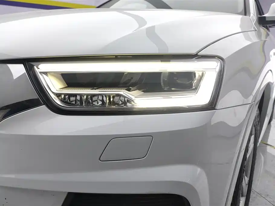 Audi Audi Q3 2018 30 TFSI Fashion Edition 2019 - thumbnail 5