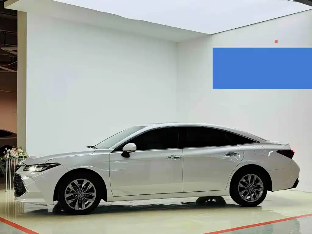 Toyota Toyota Avalon 2022 2.5L Base 2022 - thumbnail 3