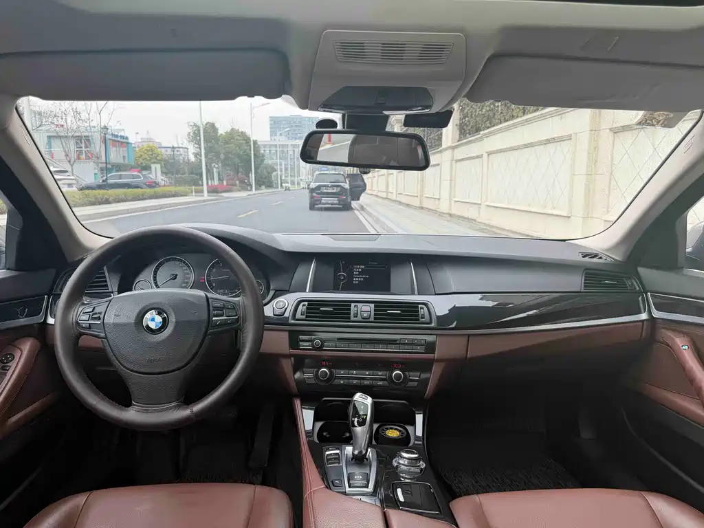 BMW BMW 5 Series Import 2014 520i Elegance 2014 - thumbnail 8