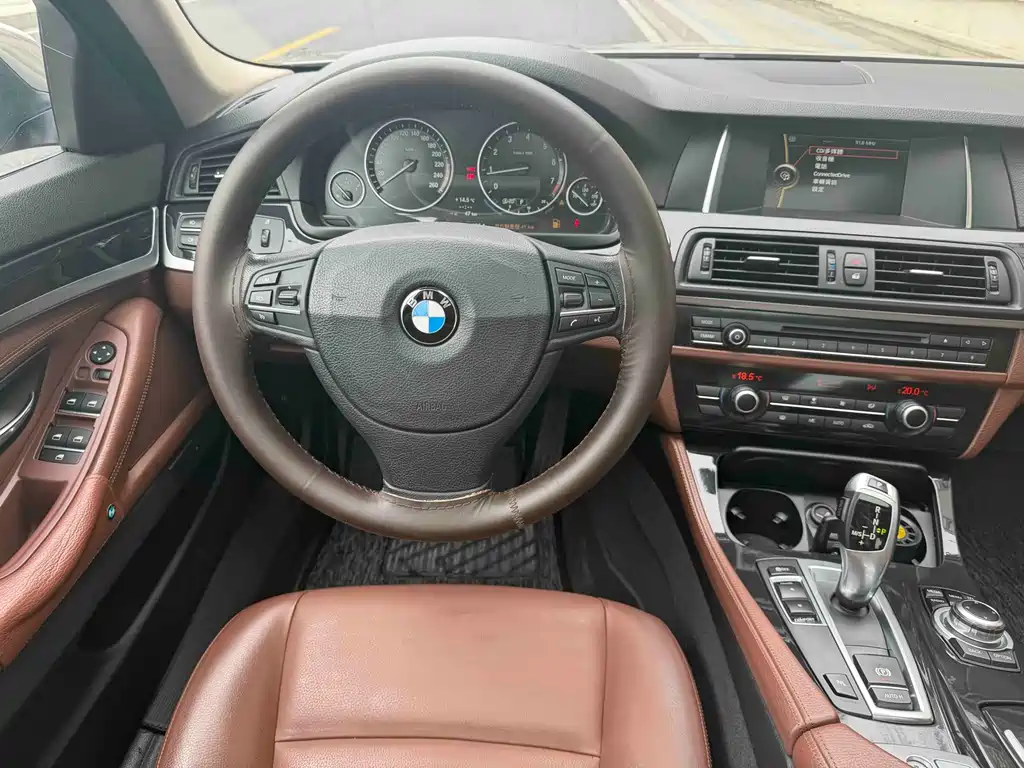 BMW BMW 5 Series Import 2014 520i Elegance 2014 - thumbnail 9