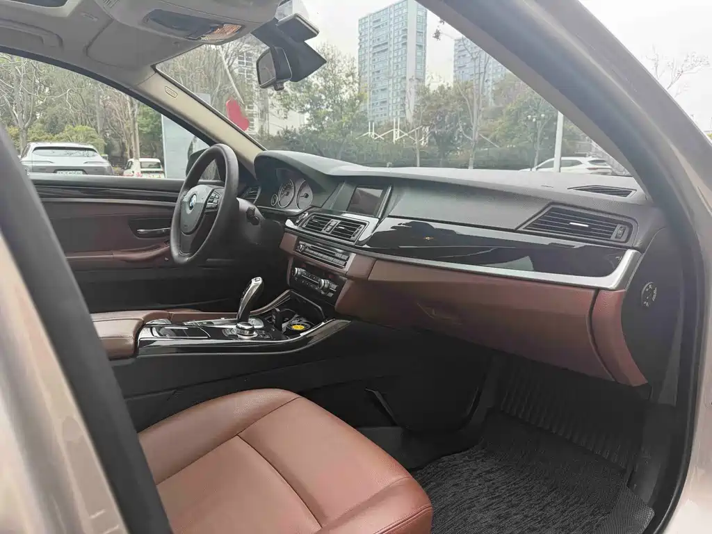 BMW BMW 5 Series Import 2014 520i Elegance 2014 - thumbnail 11