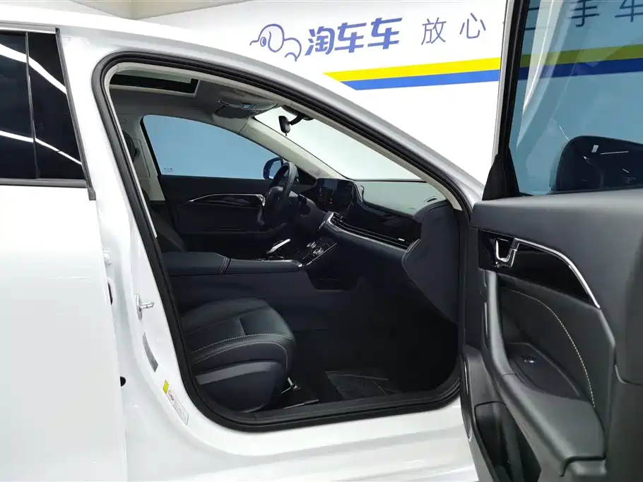 Bestune Bestune B70 2023 3rd Gen 1.5T Auto Changxiang 2023 - thumbnail 8