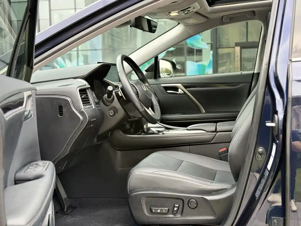 Lexus Lexus RX 300 AWD Elegant Edition 2022 - thumbnail 5