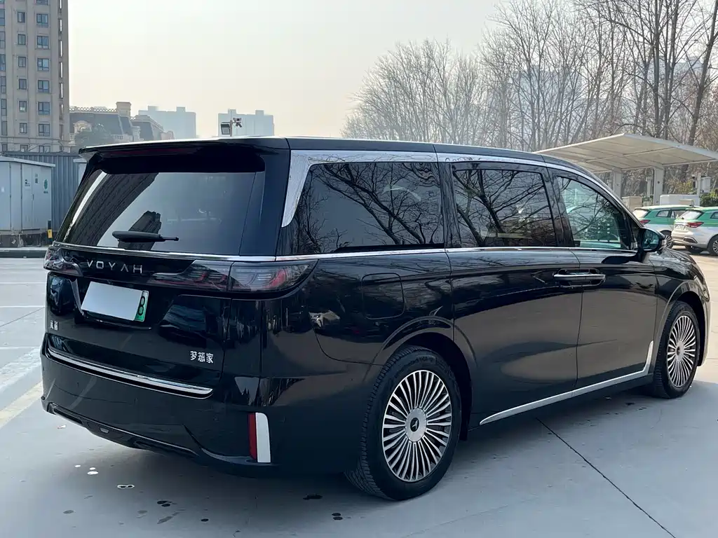 Voyah Auto Voyah Dreamer 2025 PHEV AWD Flagship Kunpeng Edition 2024 - thumbnail 11
