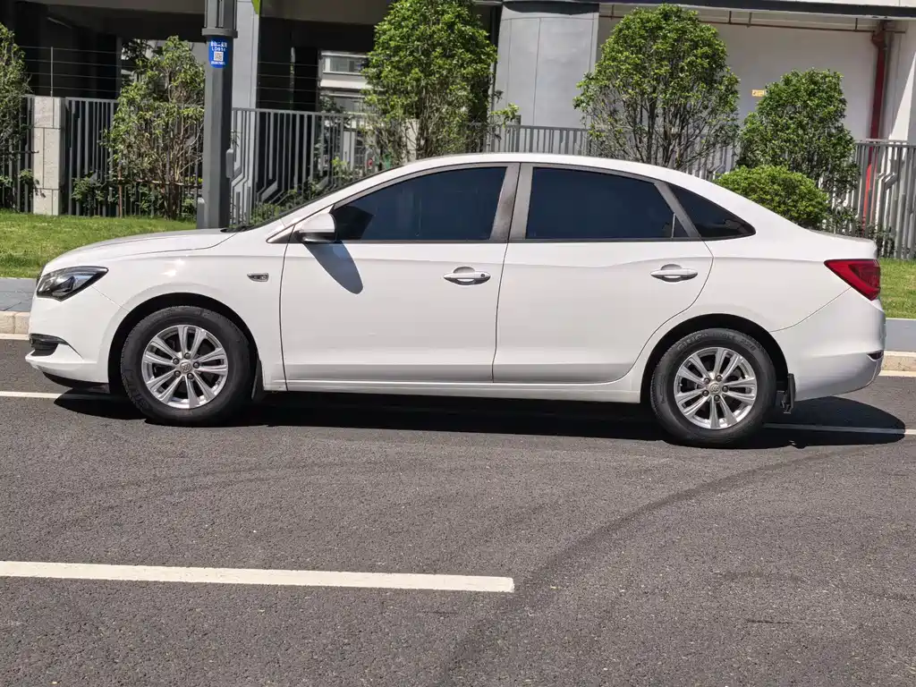 Buick Buick Excelle GT 2016 15N Manual Entry 2017 - thumbnail 4