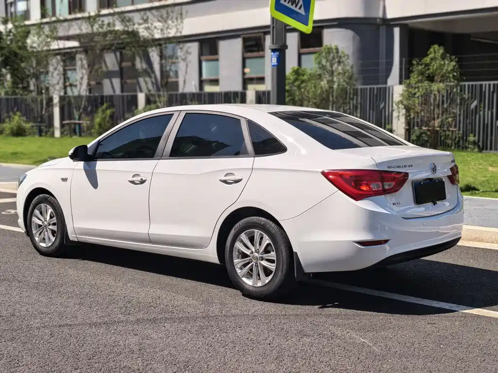 Buick Buick Excelle GT 2016 15N Manual Entry 2017 - thumbnail 5