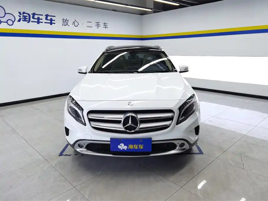 Mercedes-Benz Mercedes-Benz GLA 2016 GLA 200 Fashion 2016 - thumbnail 2