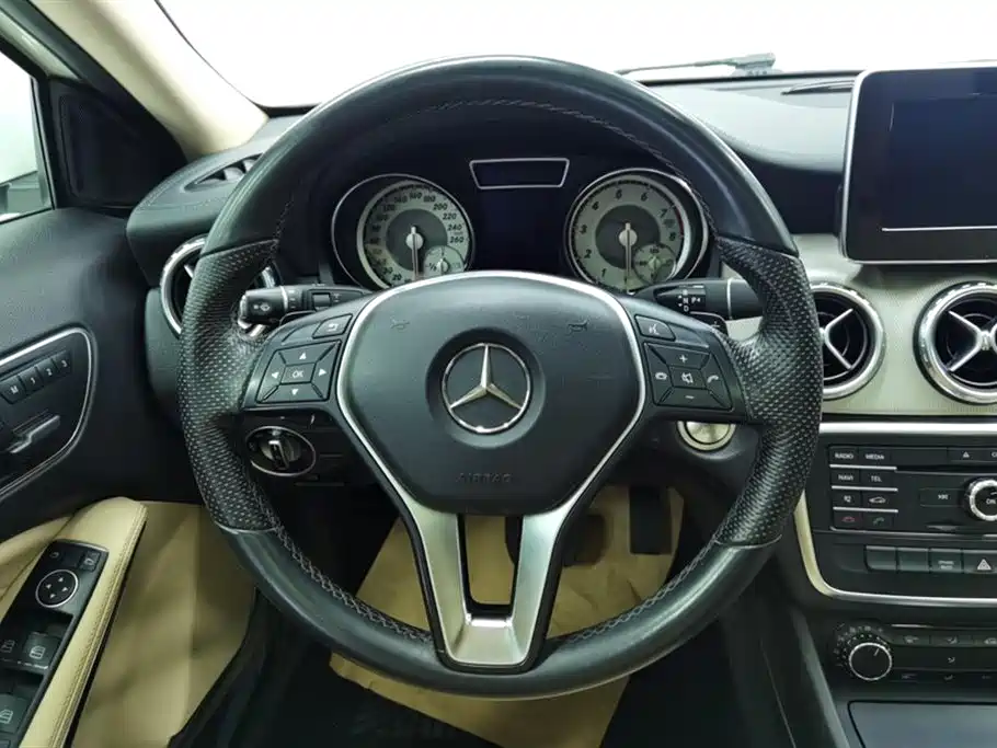 Mercedes-Benz Mercedes-Benz GLA 2016 GLA 200 Fashion 2016 - thumbnail 15