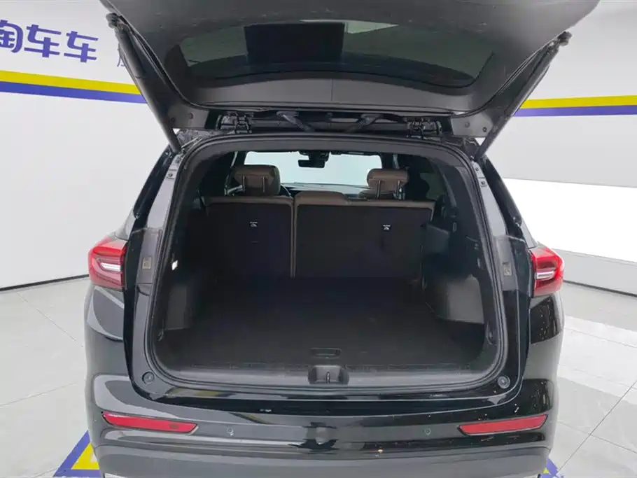 Buick Buick Envision Plus 2022 652T 5-Seater Luxury 2023 - thumbnail 4